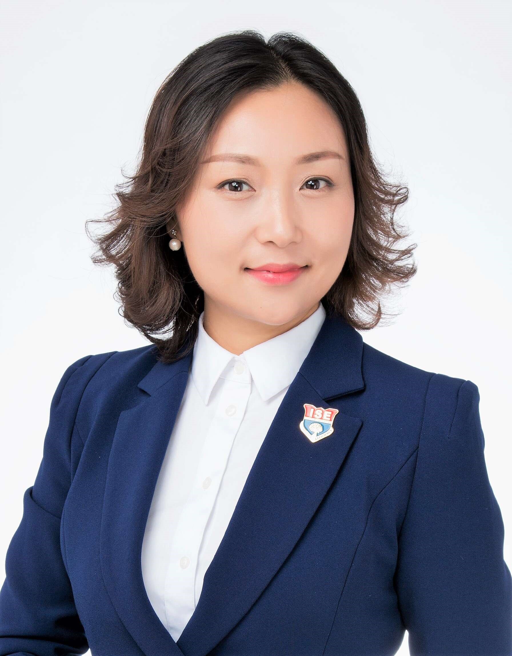 张藤静