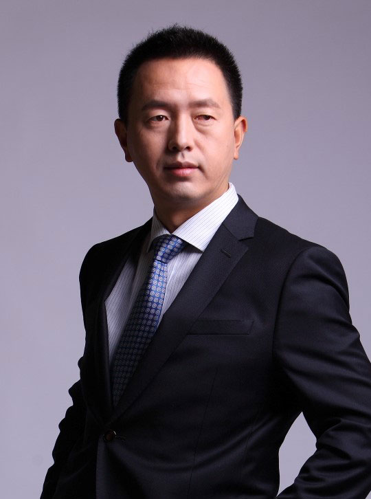 冯泓铭