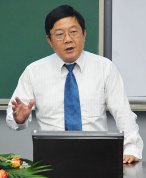 陈甬军
