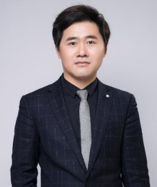 肖兴