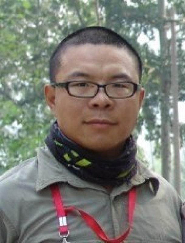 李京飞